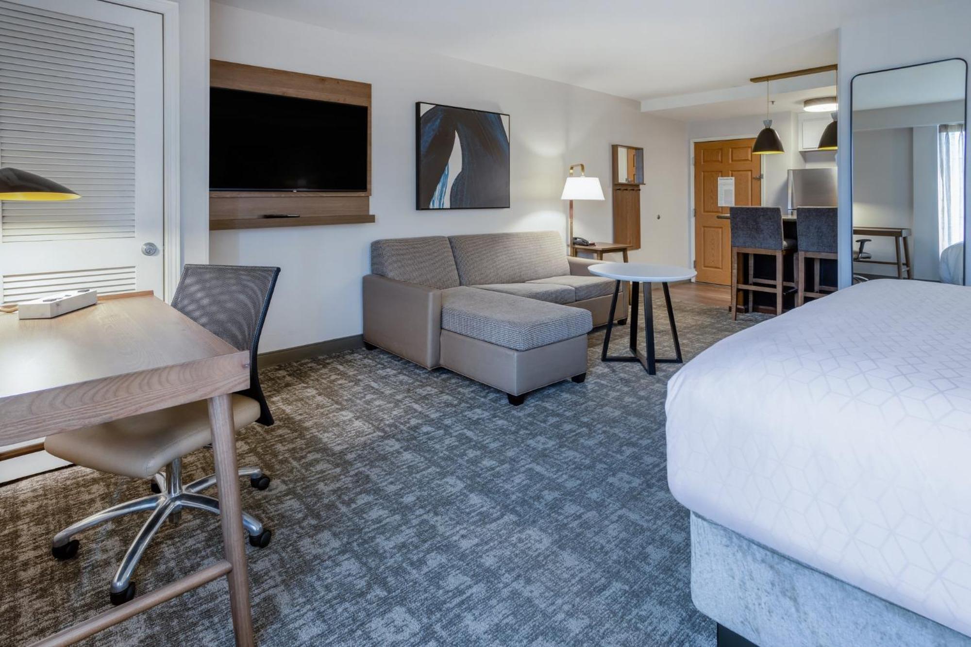 Staybridge Suites Wilmington East By Ihg Exterior foto